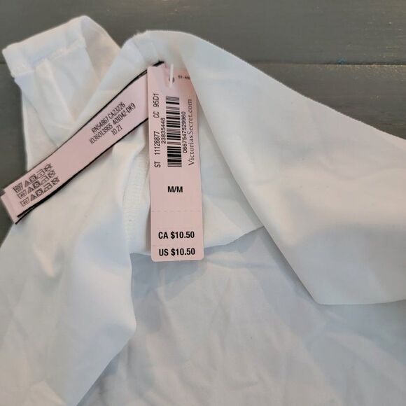 VICTORIA'S SECRET Women's White Low Rise No-show Thong Panty Bottom Size Medium - Picture 9 of 10
